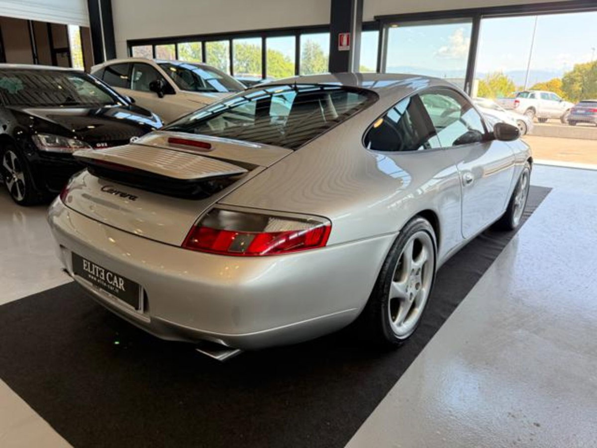 Porsche 911 Coupé Carrera cat (5)