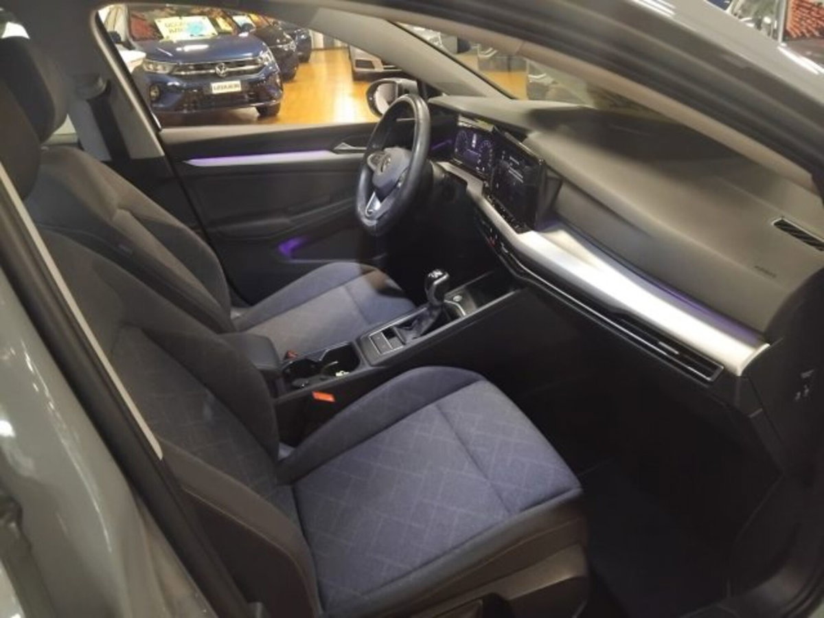 Volkswagen Golf 1.0 TSI EVO Life (12)