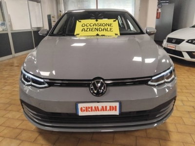 Volkswagen Golf 1.0 TSI EVO Life (2)
