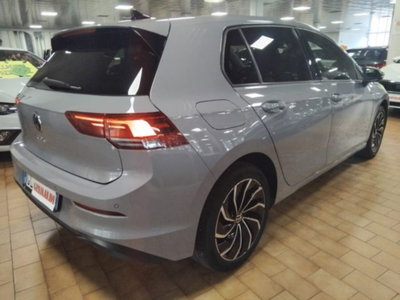 Volkswagen Golf 1.0 TSI EVO Life (6)