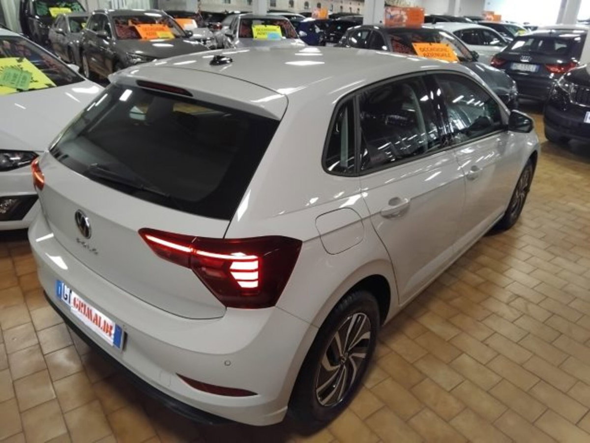Volkswagen Polo 1.0 tsi Life 95cv dsg (6)