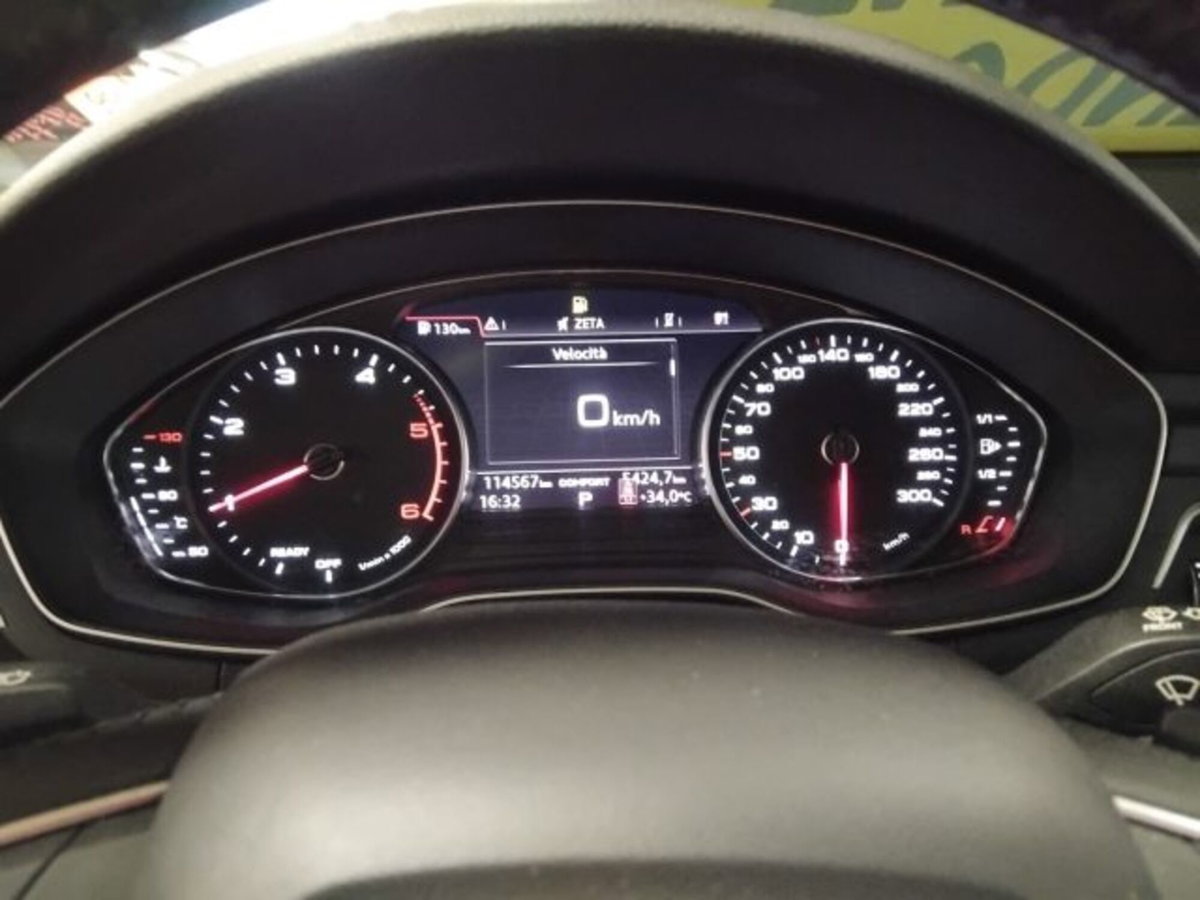 Audi A4 Avant 30 TDI S tronic Sport (18)
