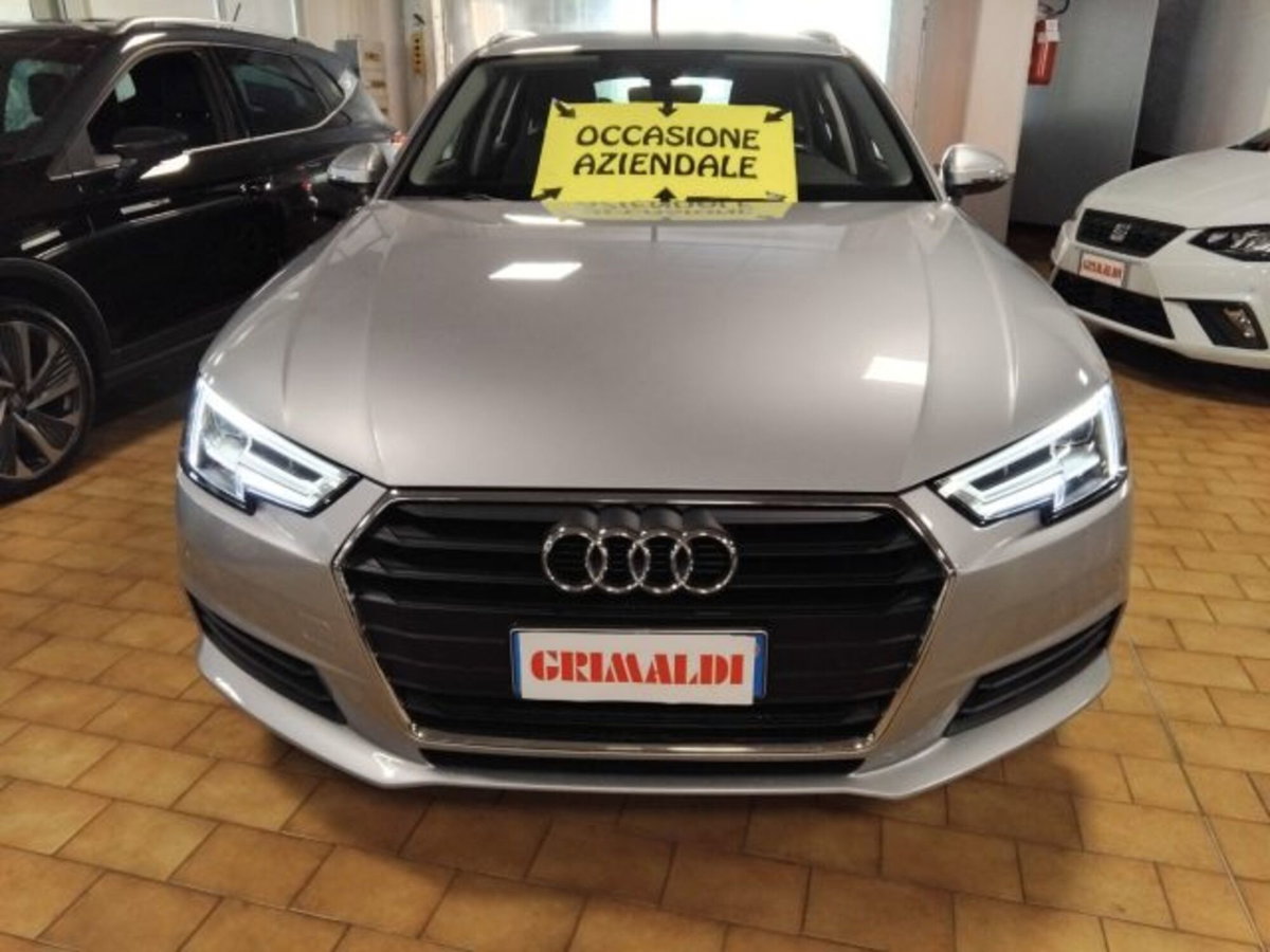 Audi A4 Avant 30 TDI S tronic Sport (2)