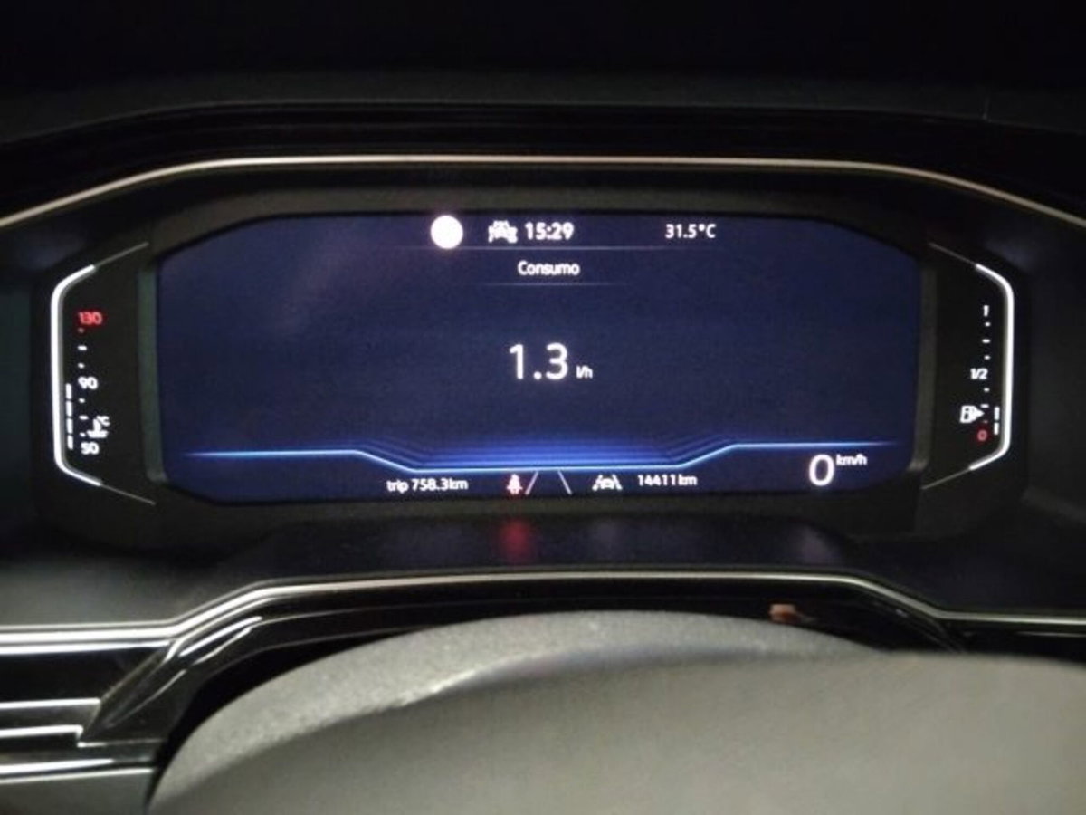 Volkswagen Taigo 1.0 tsi R-Line 115cv (19)