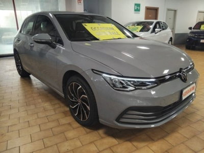 Volkswagen Golf 1.0 TSI EVO Life usata