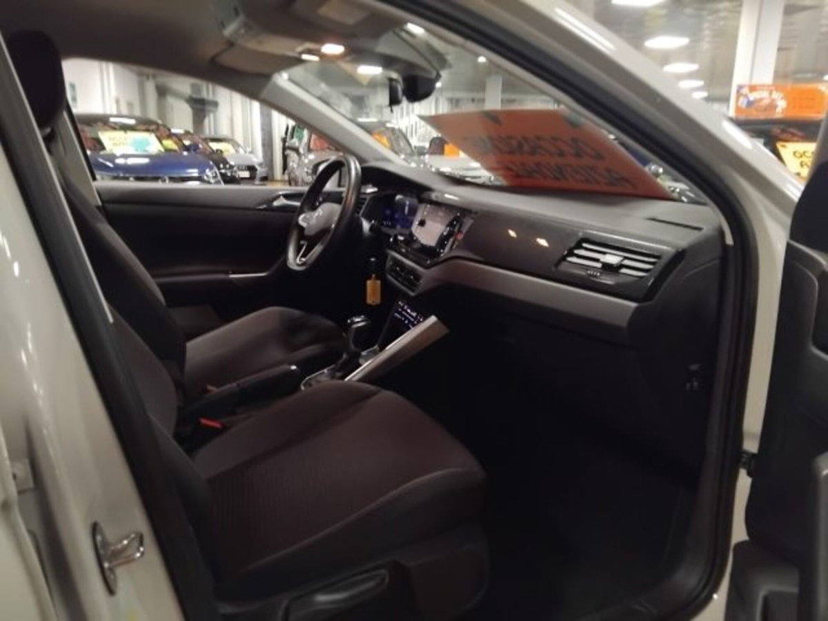 Volkswagen Polo 1.0 tsi Life 95cv dsg (12)