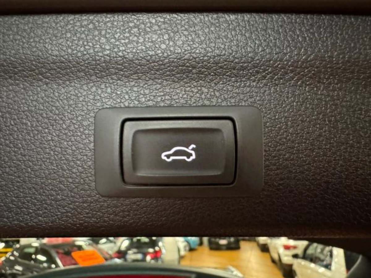 Audi Q3 35 TDI quattro S tronic Business Advanced (9)