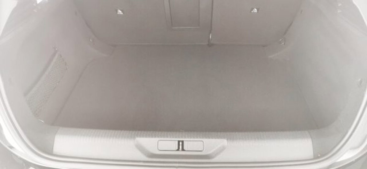 Peugeot 308 BlueHDi 130 S&S EAT8 Allure Pack (15)