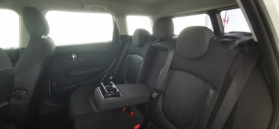 MINI Mini Clubman 2.0 Cooper D Untold Clubman (16)