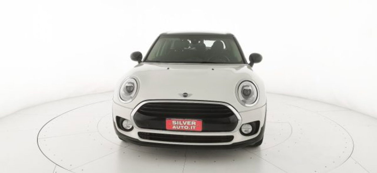 MINI Mini Clubman 2.0 Cooper D Untold Clubman (2)