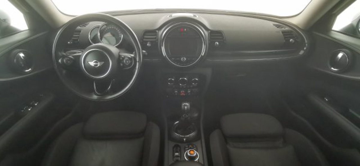 MINI Mini Clubman 2.0 Cooper D Untold Clubman (9)