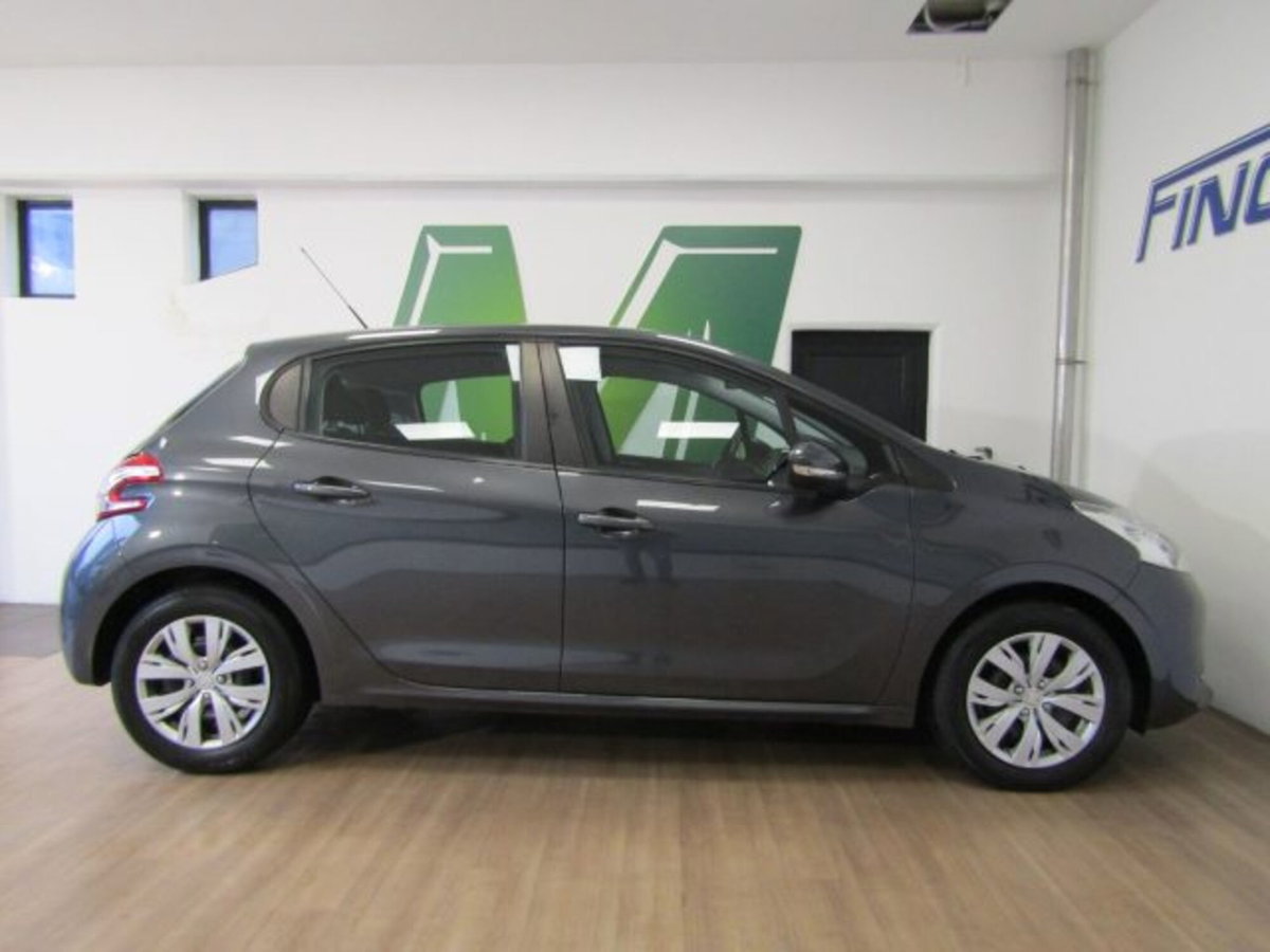 Peugeot 208 VTi 82 CV 5 porte Access (12)