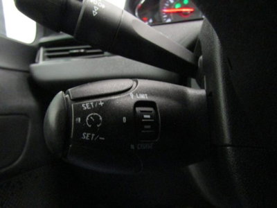 Peugeot 208 VTi 82 CV 5 porte Access (9)