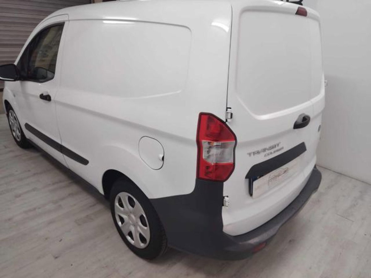 Ford Transit Courier 1.5 TDCi 75CV  Trend (3)