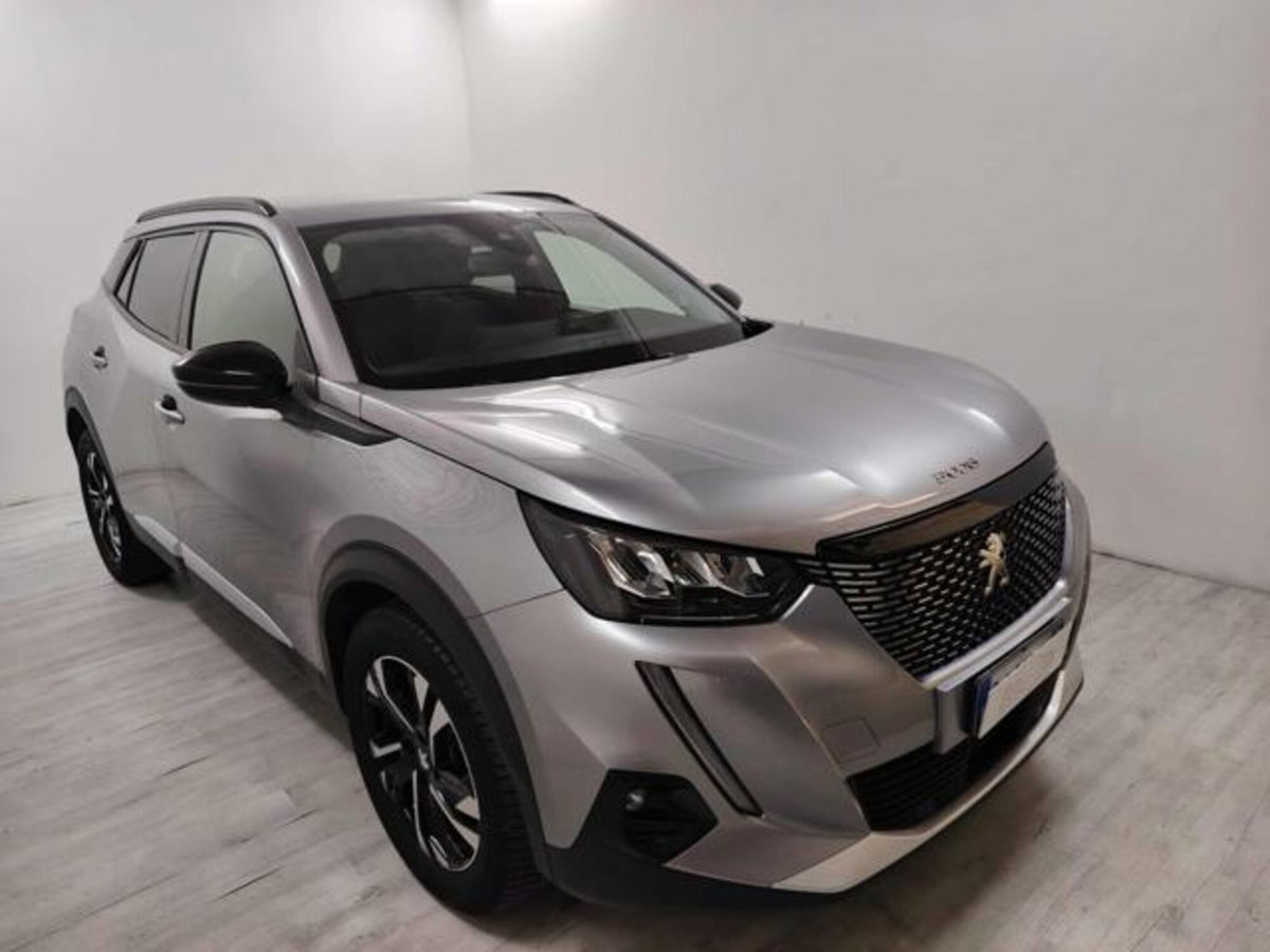 Peugeot 2008 PureTech 100 S&S Allure (2)