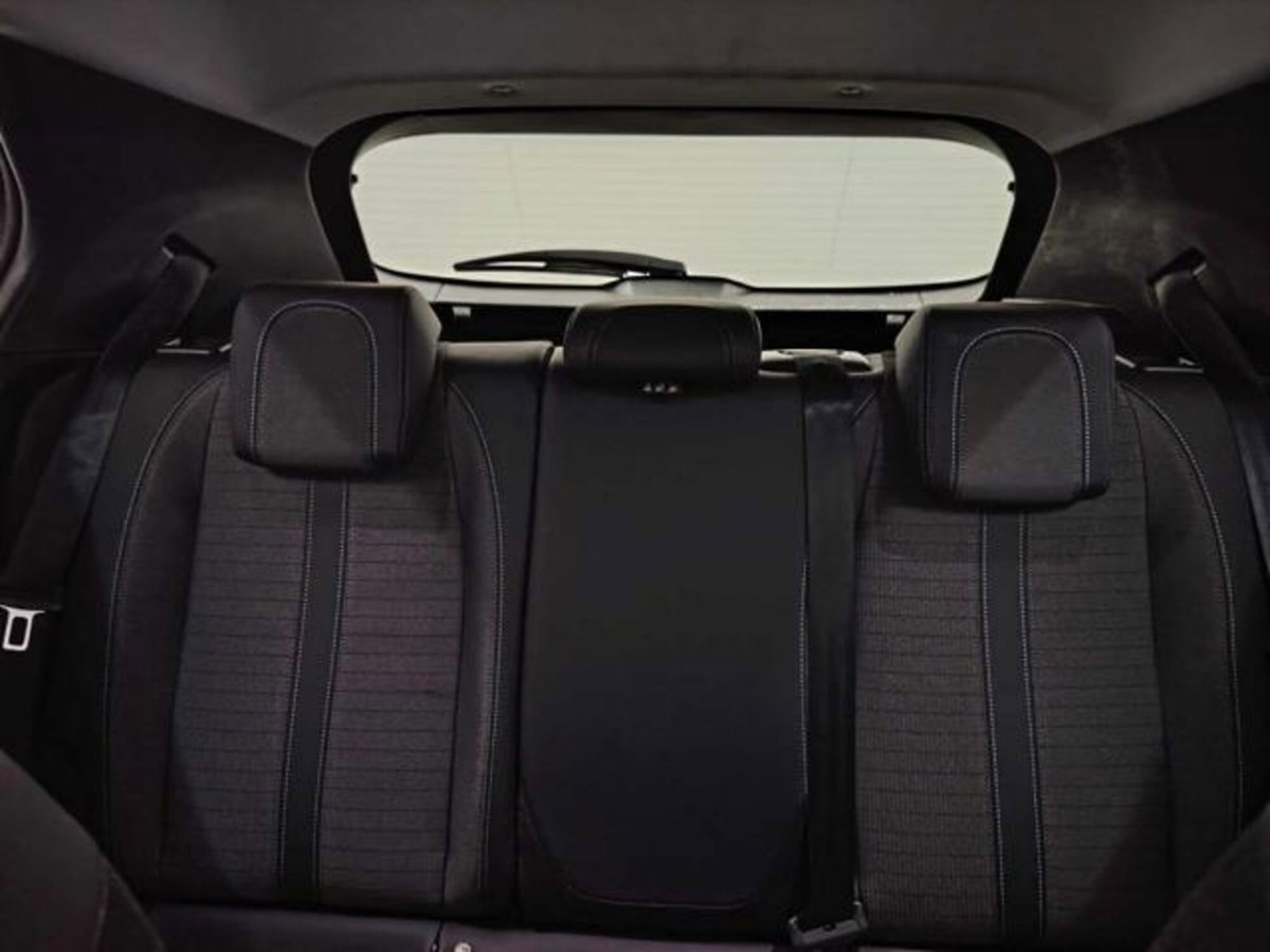 Peugeot 2008 PureTech 100 S&S Allure (8)