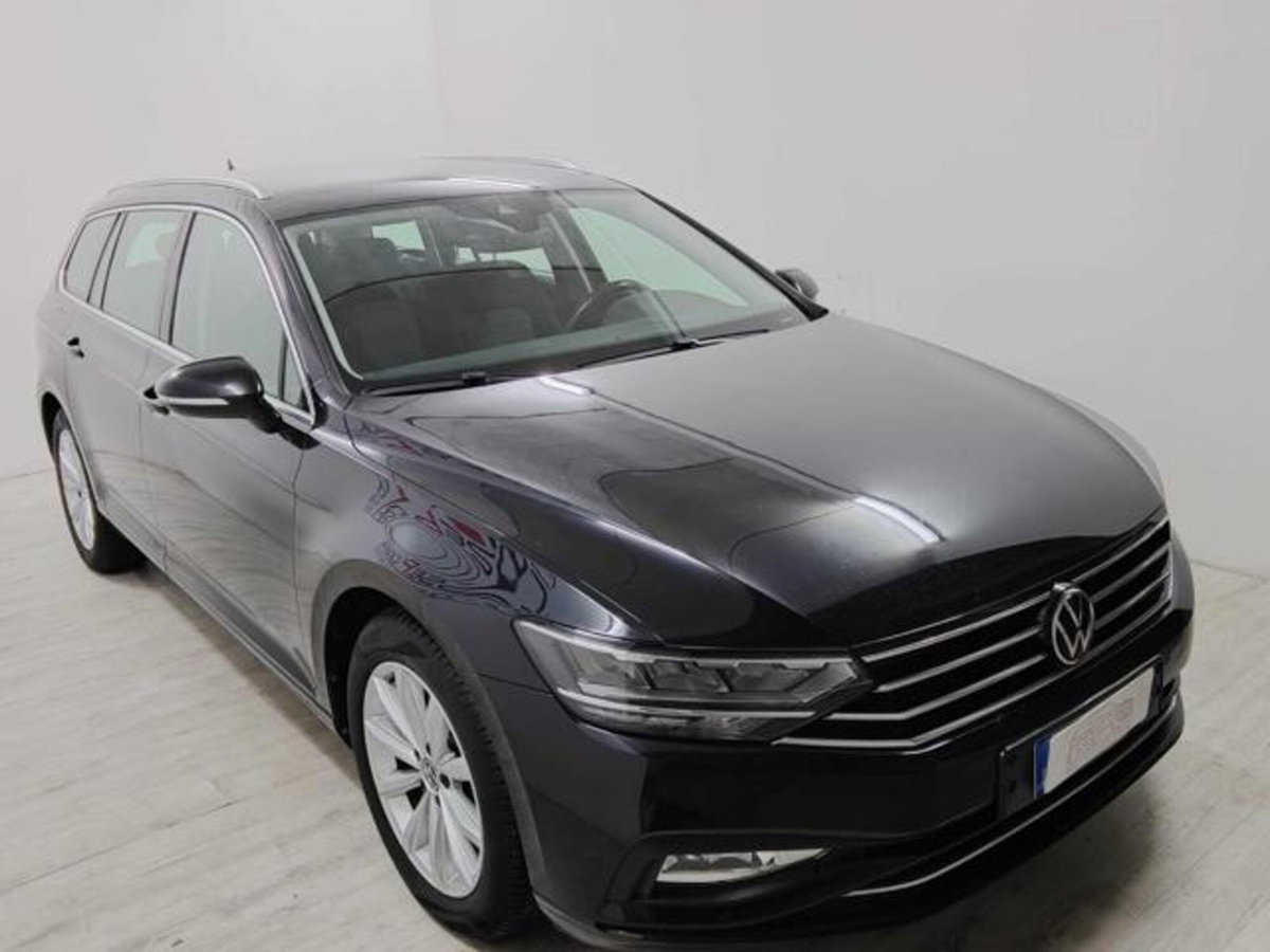 Volkswagen Passat Variant 2.0 TDI SCR 122 CV EVO DSG Business (2)