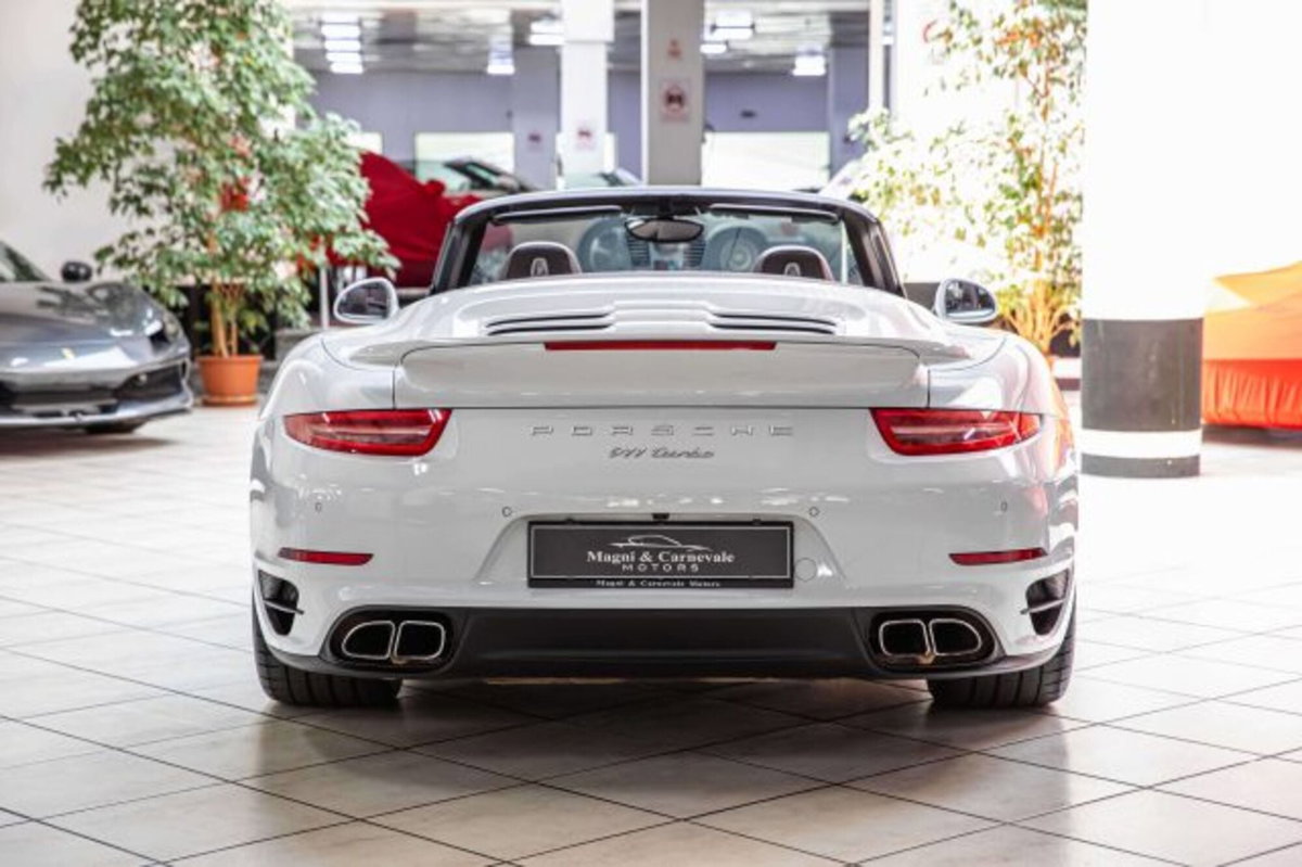 Porsche 911 Cabrio 3.8 Turbo (6)