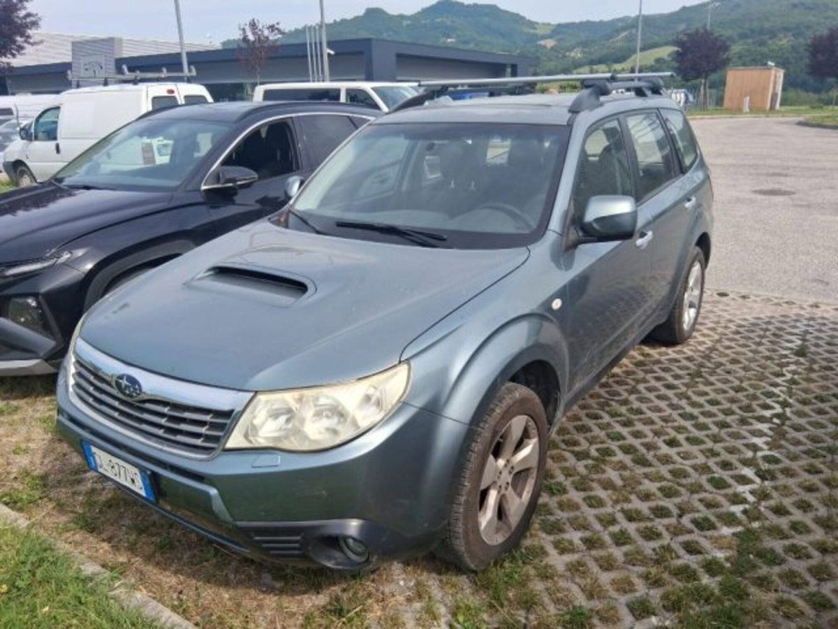 Subaru Forester 2.0D XS VQ (3)