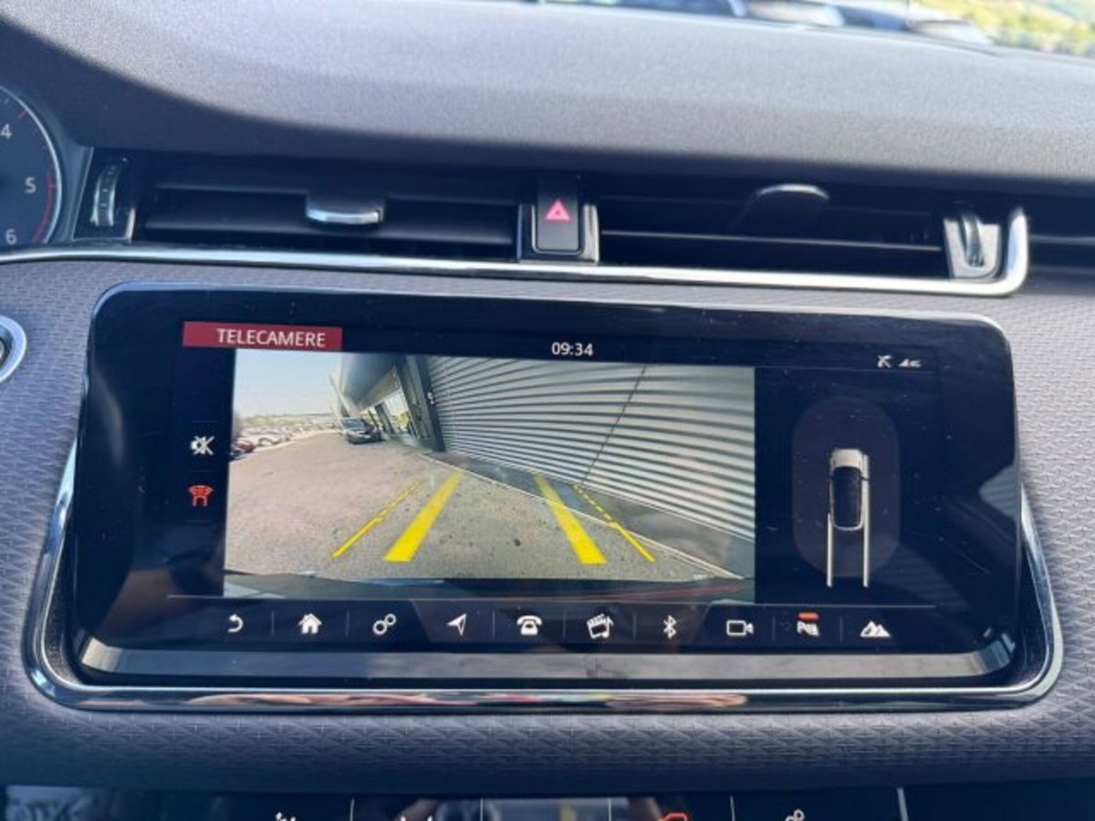 Land Rover Range Rover Evoque 2.0D I4 180 CV AWD Auto R-Dynamic (15)