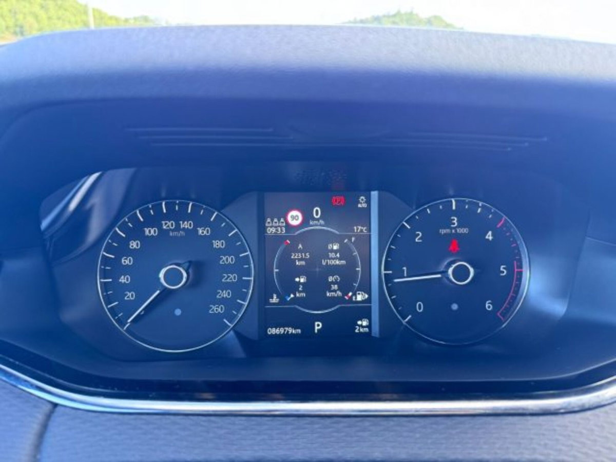 Land Rover Range Rover Evoque 2.0D I4 180 CV AWD Auto R-Dynamic (18)