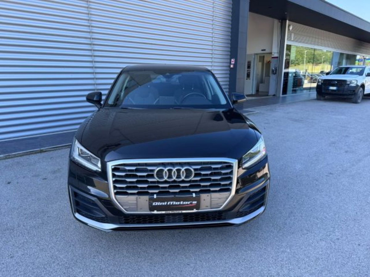 Audi Q2 Q2 1.6 TDI (2)