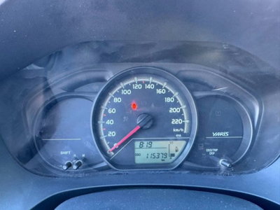 Toyota Yaris 1.0 5 porte Active (11)