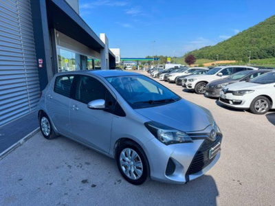 Toyota Yaris 1.0 5 porte Active (3)
