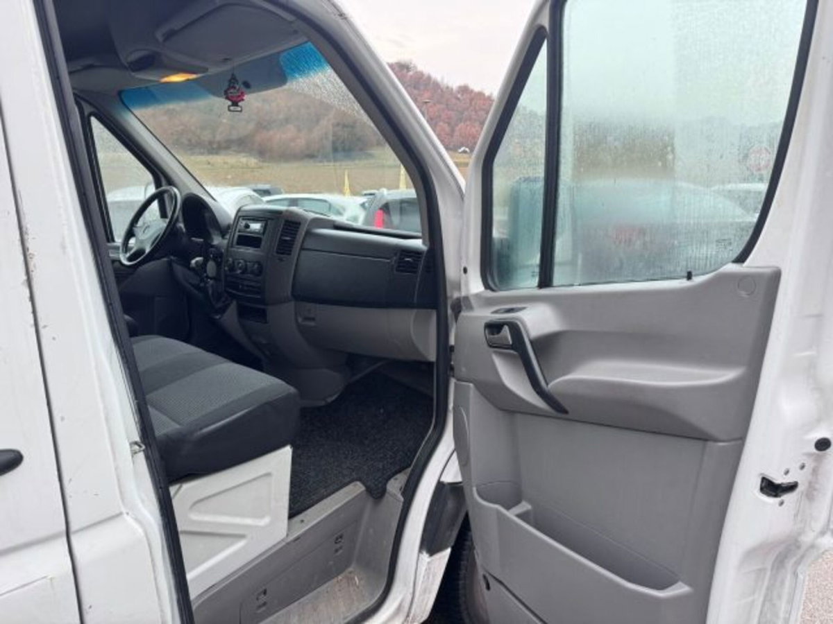 Mercedes-Benz Sprinter T32/32 313 CDI Cabinato (14)