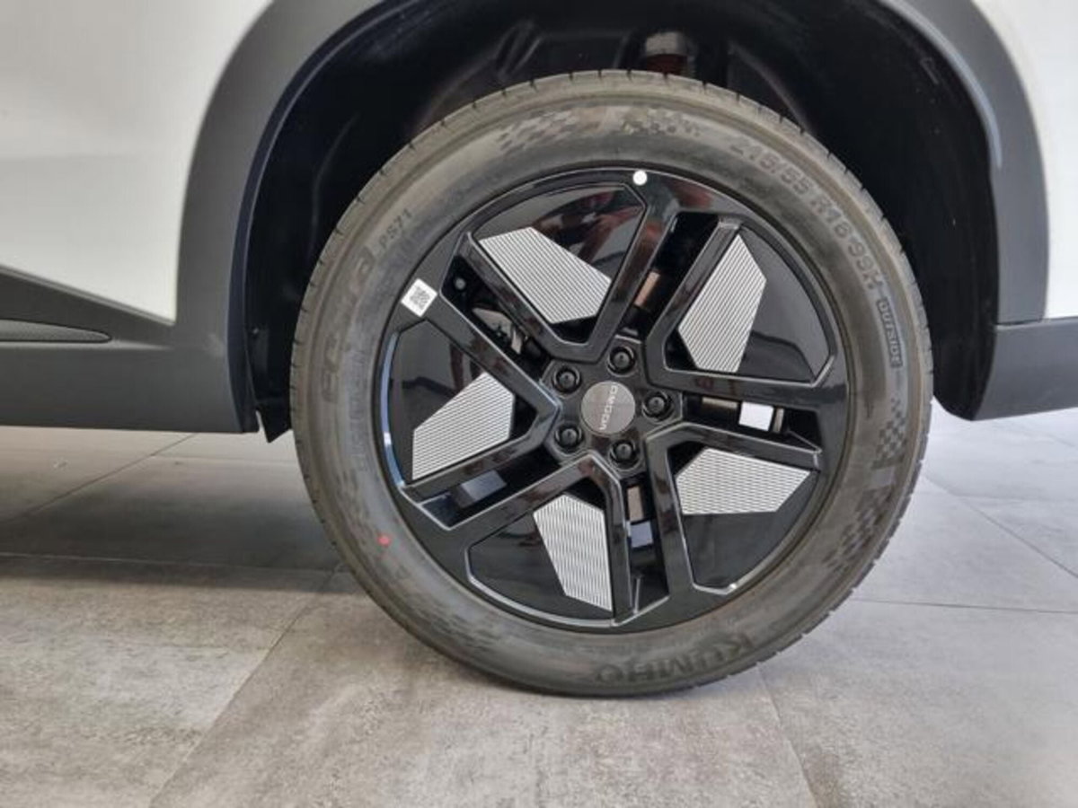 Omoda Omoda 5 EV 60,9 kWh Pure (14)