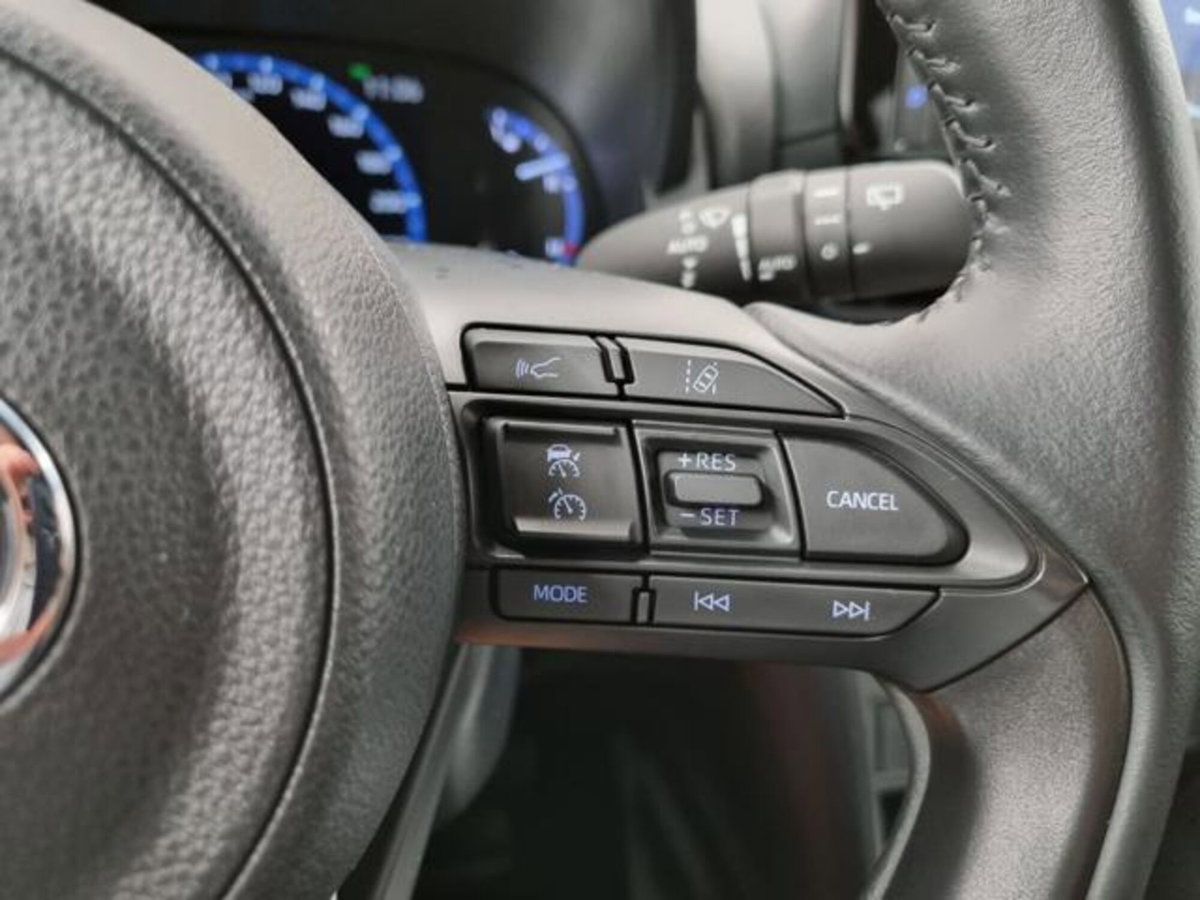Toyota Yaris Cross 1.5 Hybrid 5p. E-CVT Trend (18)
