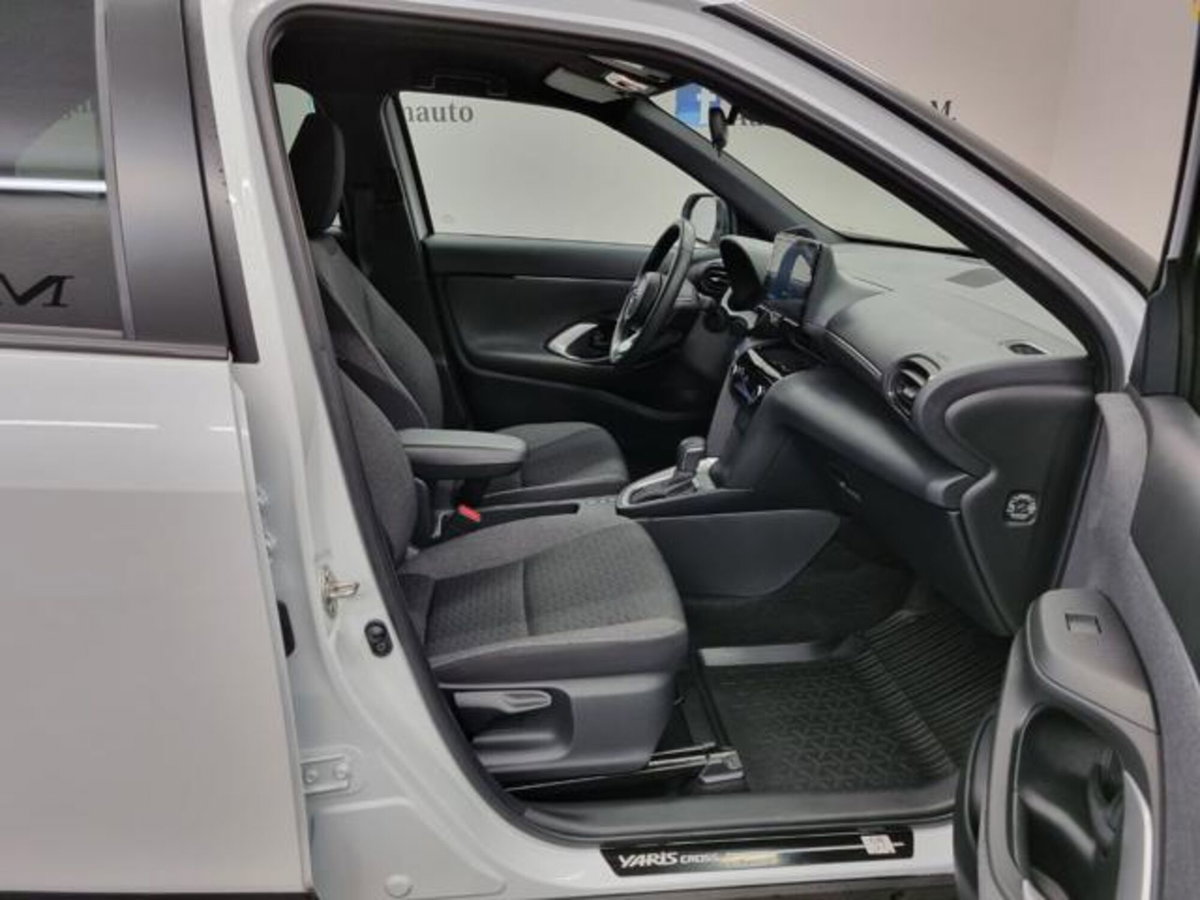 Toyota Yaris Cross 1.5 Hybrid 5p. E-CVT Trend (8)
