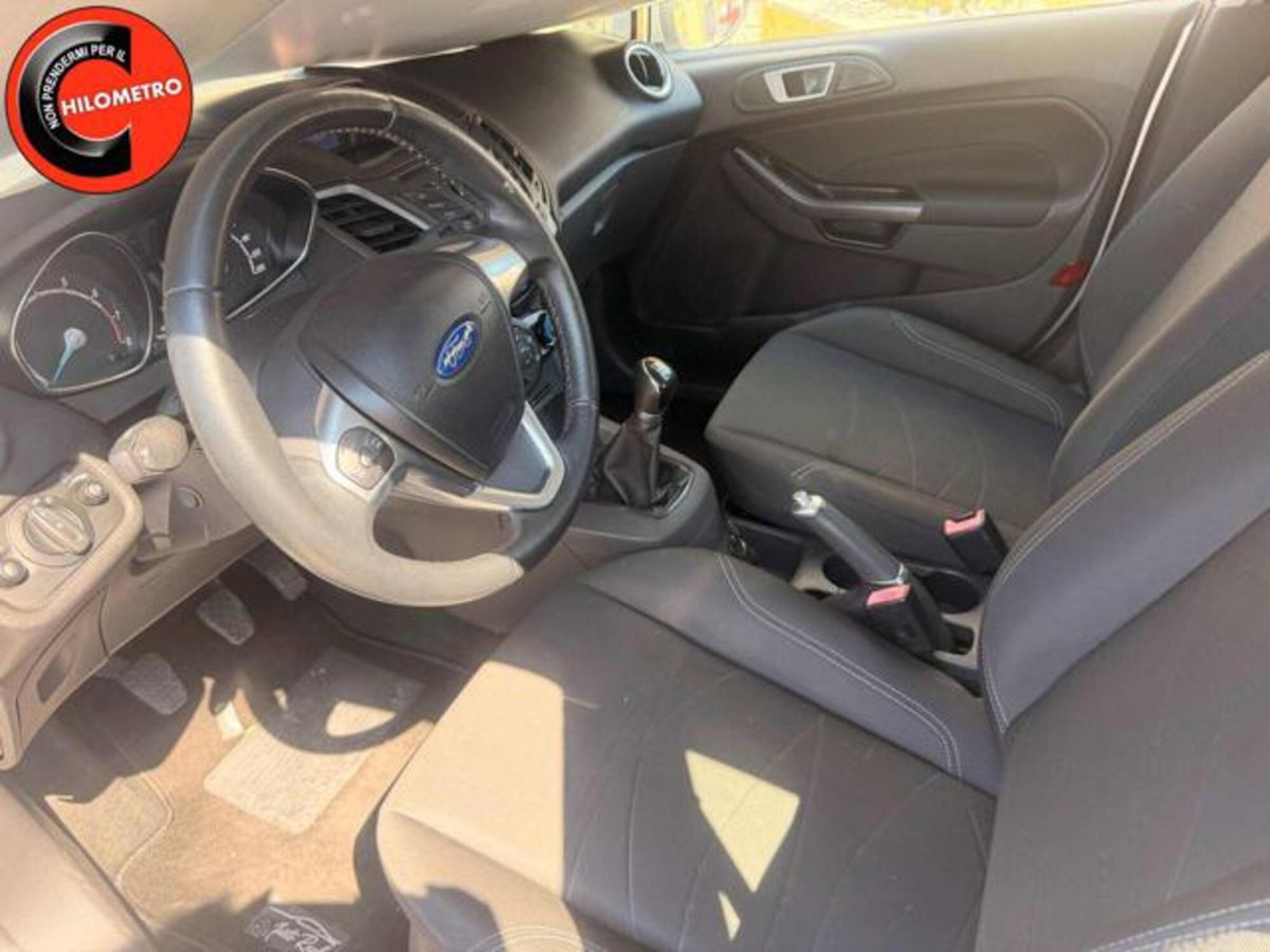 Ford Fiesta 1.0 80CV 5 porte (8)