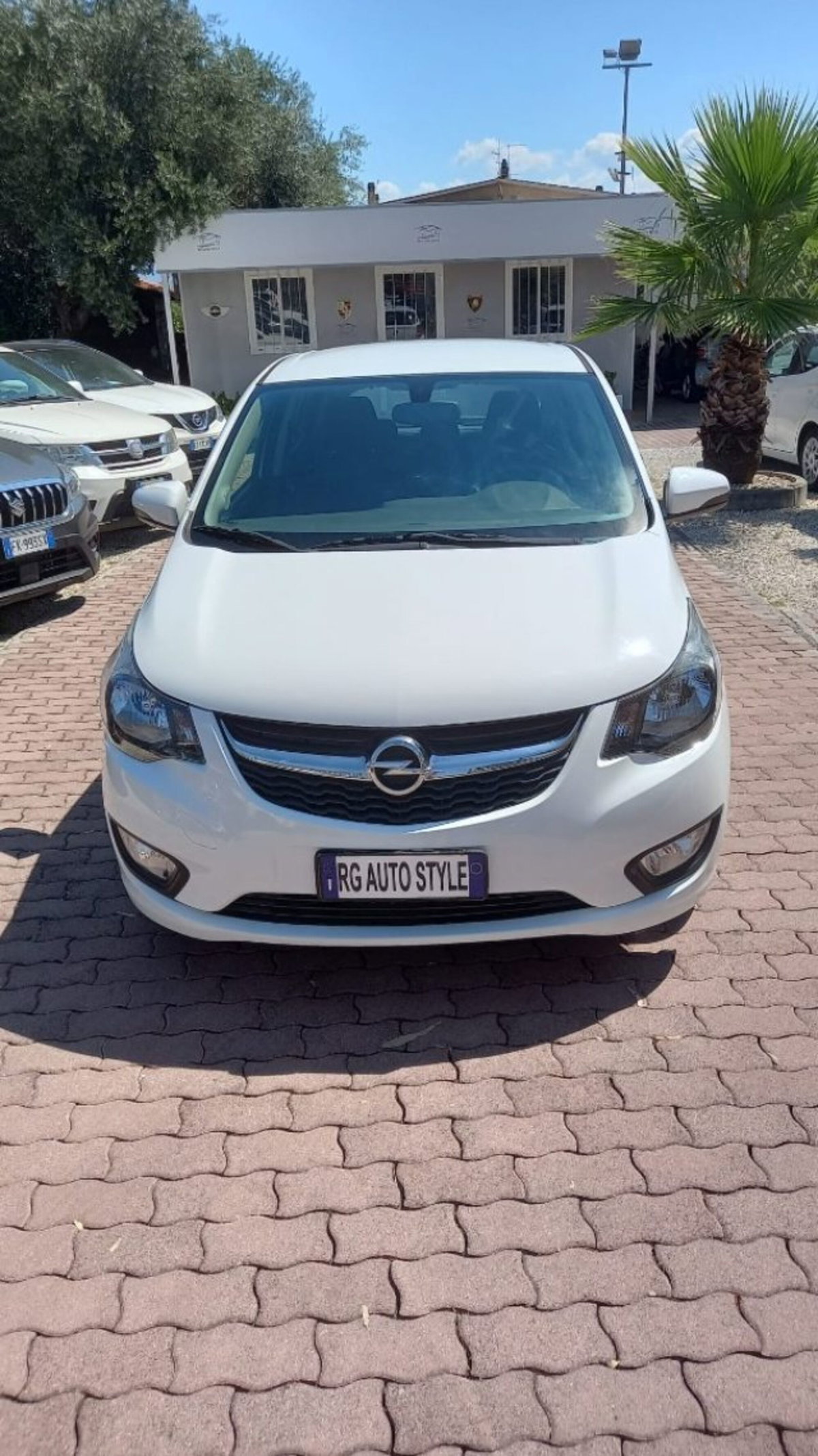 Opel Karl 1.0 75 CV (2)