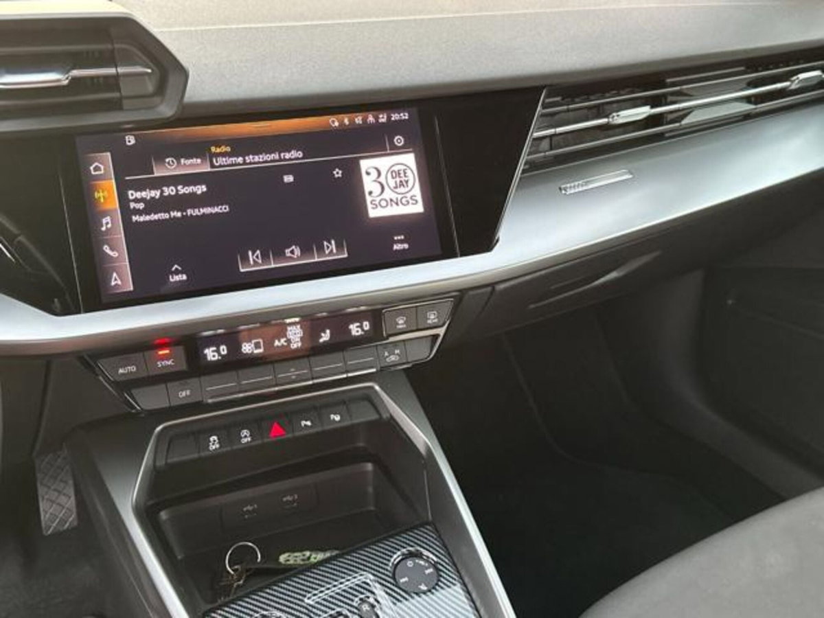 Audi A3 Sportback 35 TFSI S tronic Business Advanced (10)