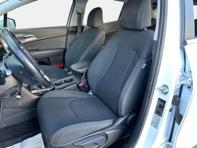 Kia Sportage 1.6 CRDi MHEV Business (12)