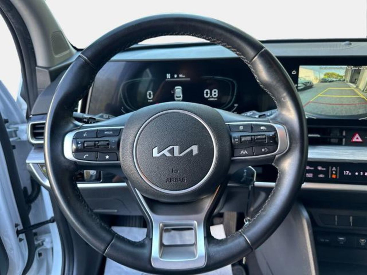 Kia Sportage 1.6 CRDi MHEV Business (8)