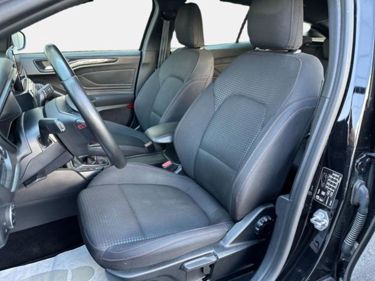 Ford Focus Station Wagon 1.5 EcoBlue 120 CV SW ST-Line X (11)