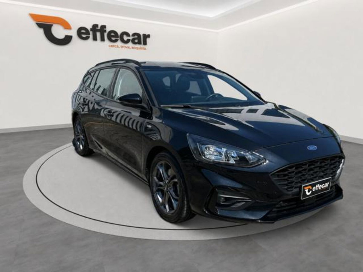Ford Focus Station Wagon 1.5 EcoBlue 120 CV SW ST-Line X (3)