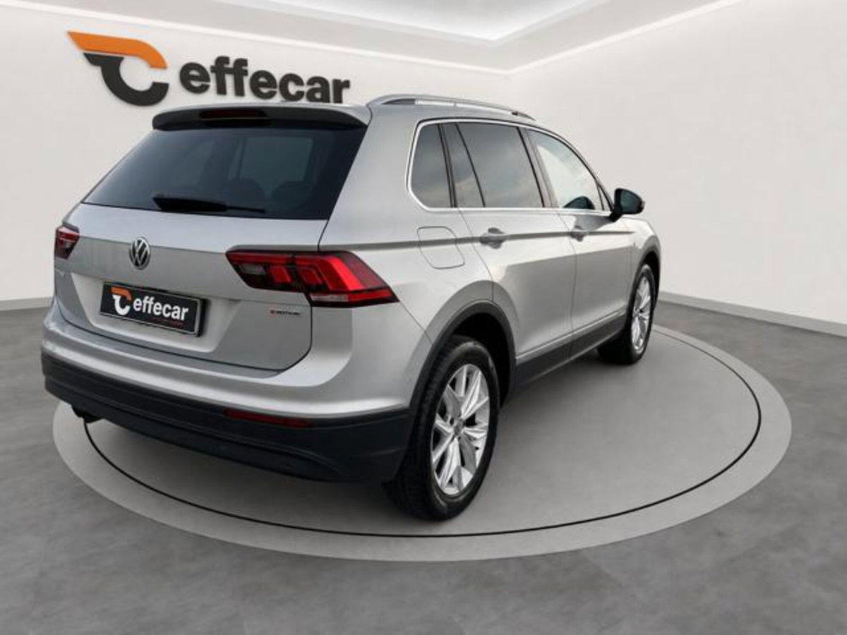Volkswagen Tiguan 2.0 TDI 150 CV SCR DSG 4MOTION Life (6)