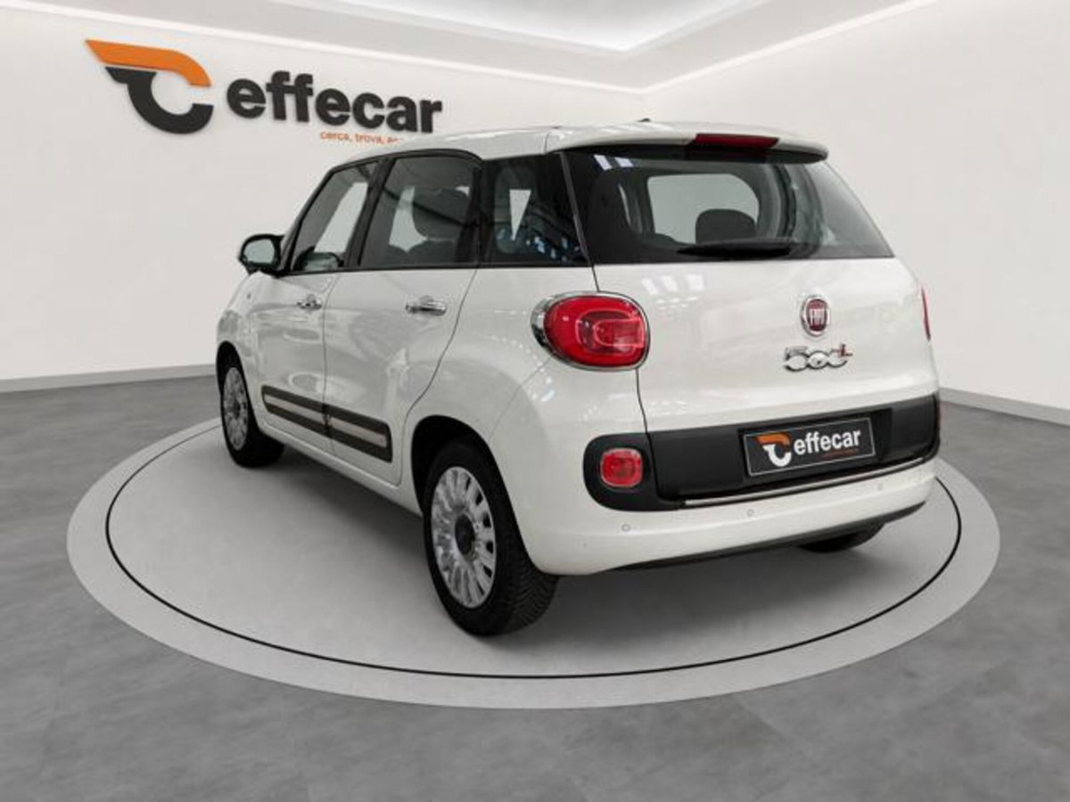Fiat 500L 1.3 Multijet 95 CV Dualogic Lounge (4)
