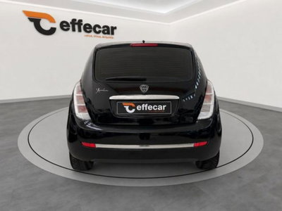 Lancia Ypsilon 1.2 69 CV Platino (5)