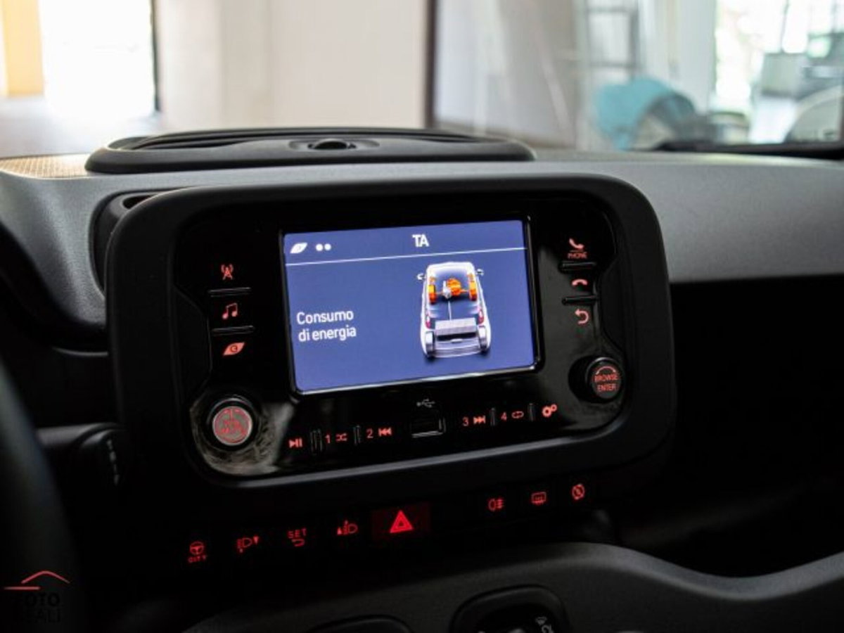 Fiat Panda 1.0 firefly hybrid s&s 70cv 5p.ti (14)