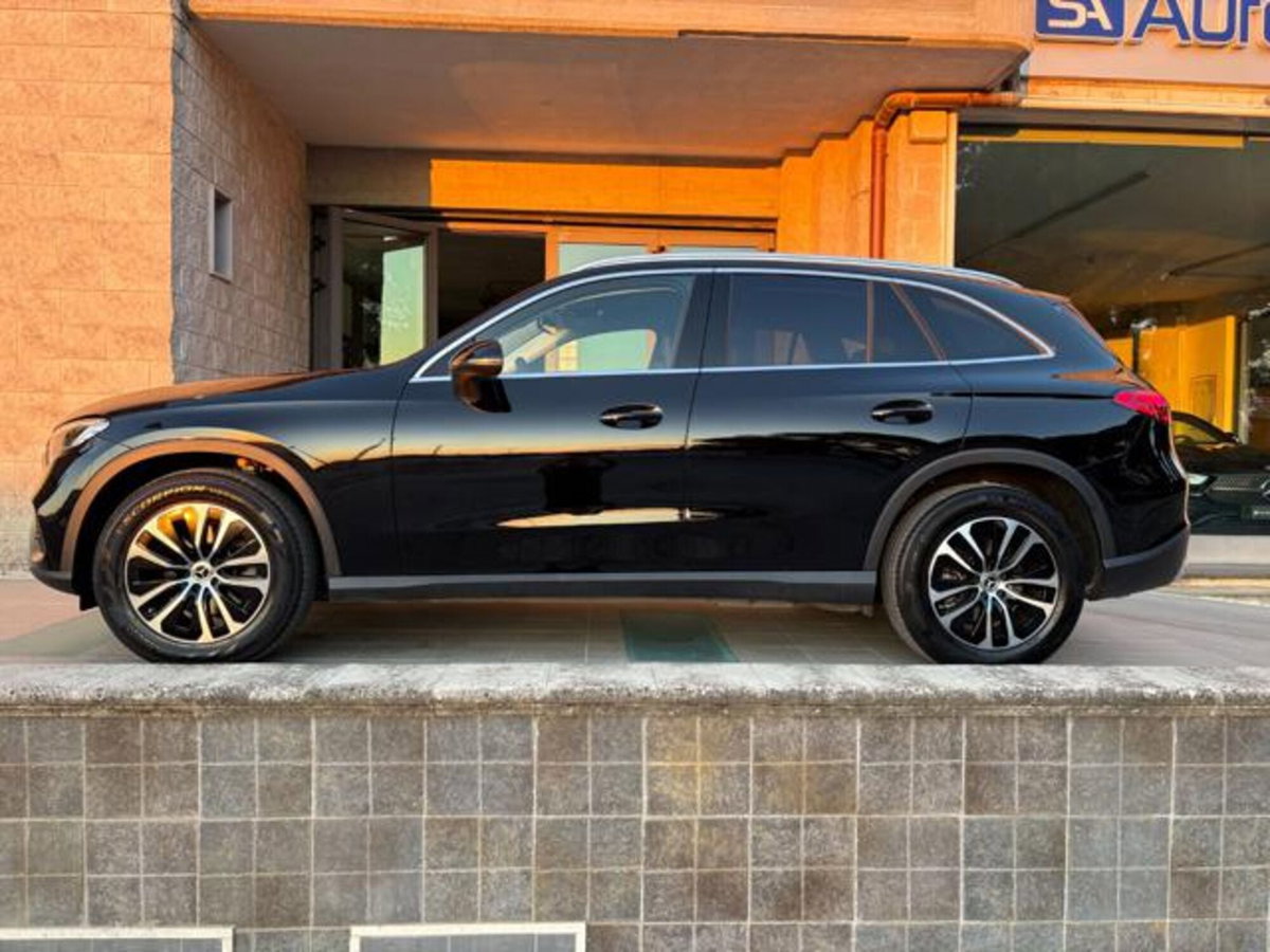 Mercedes-Benz GLC Coupé 200 d AMG Line Advanced Plus 4matic auto (8)