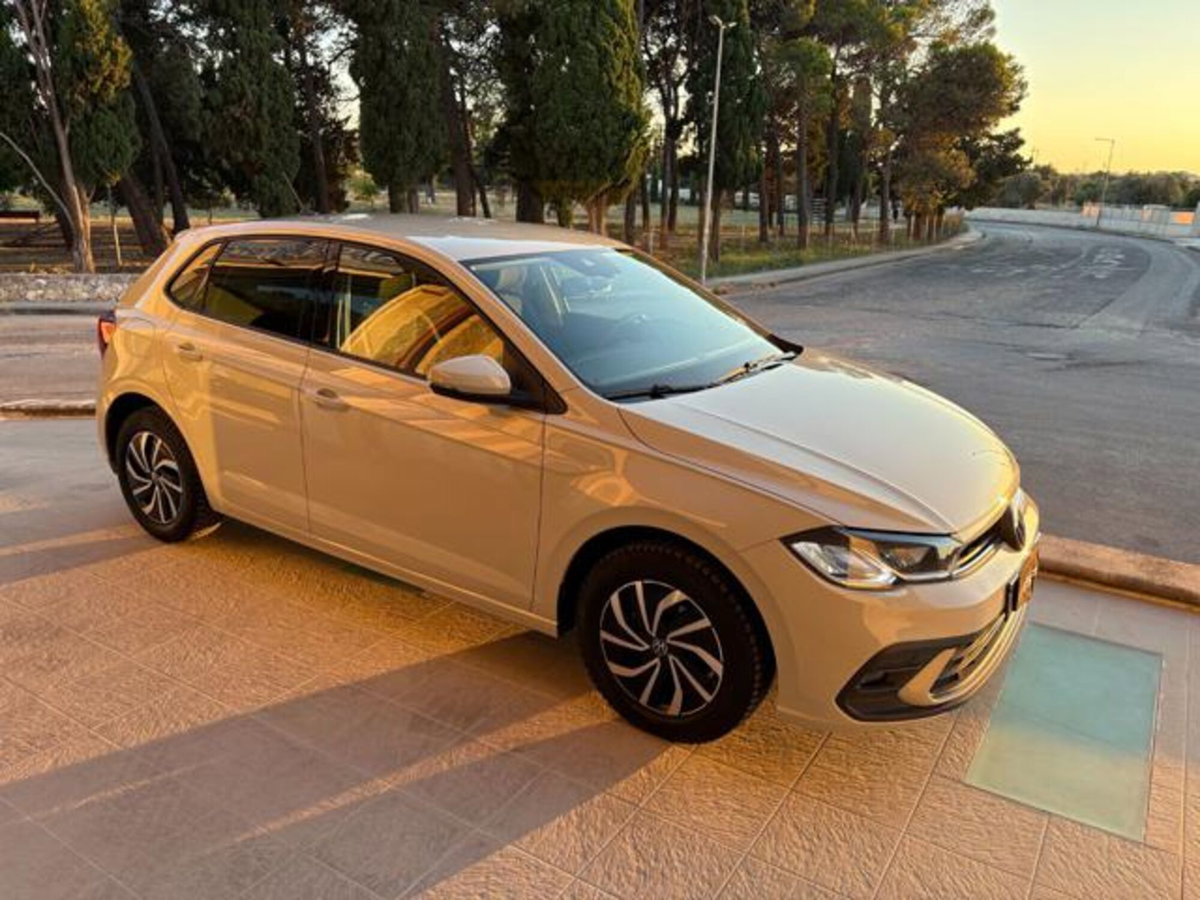 Volkswagen Polo 1.0 tsi Life 95cv (3)