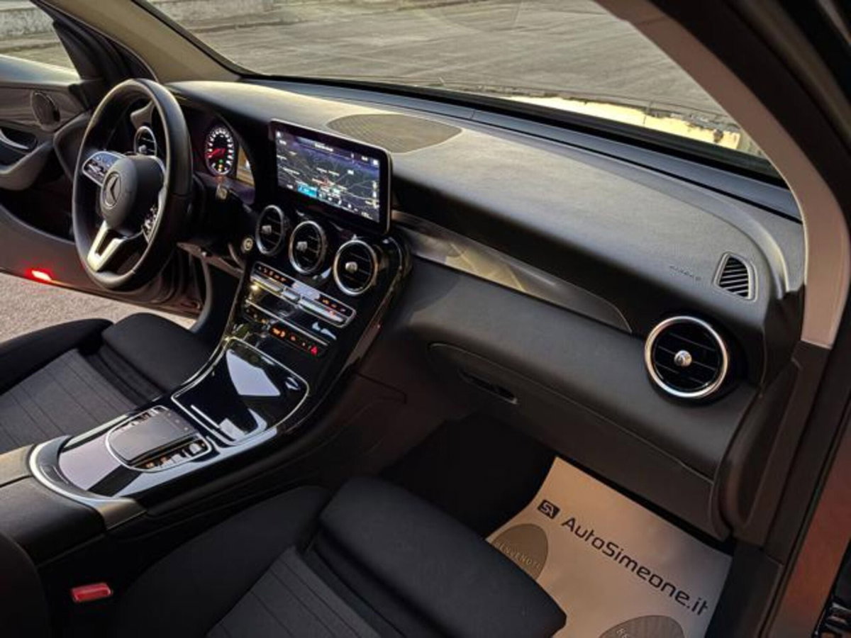 Mercedes-Benz GLC SUV 300 de 4Matic Plug-in hybrid Sport (14)