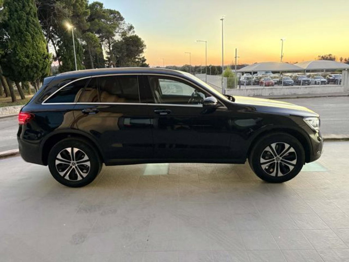 Mercedes-Benz GLC SUV 300 de 4Matic Plug-in hybrid Premium Plus (4)