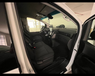 Hyundai Staria 2.2 2wd auto (14)