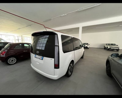 Hyundai Staria 2.2 2wd auto (8)