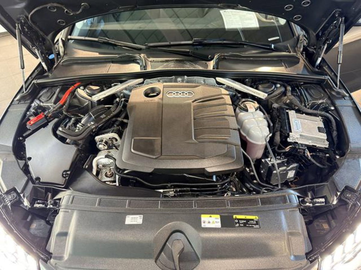 Audi A4 Avant 35 2.0 tdi mhev Business Advanced 163cv s-tronic (11)